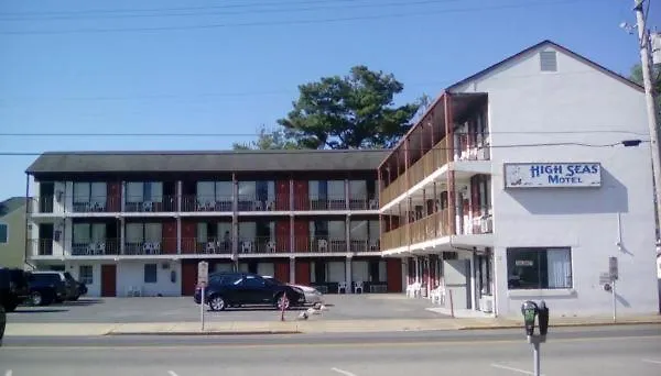 High Seas Motel